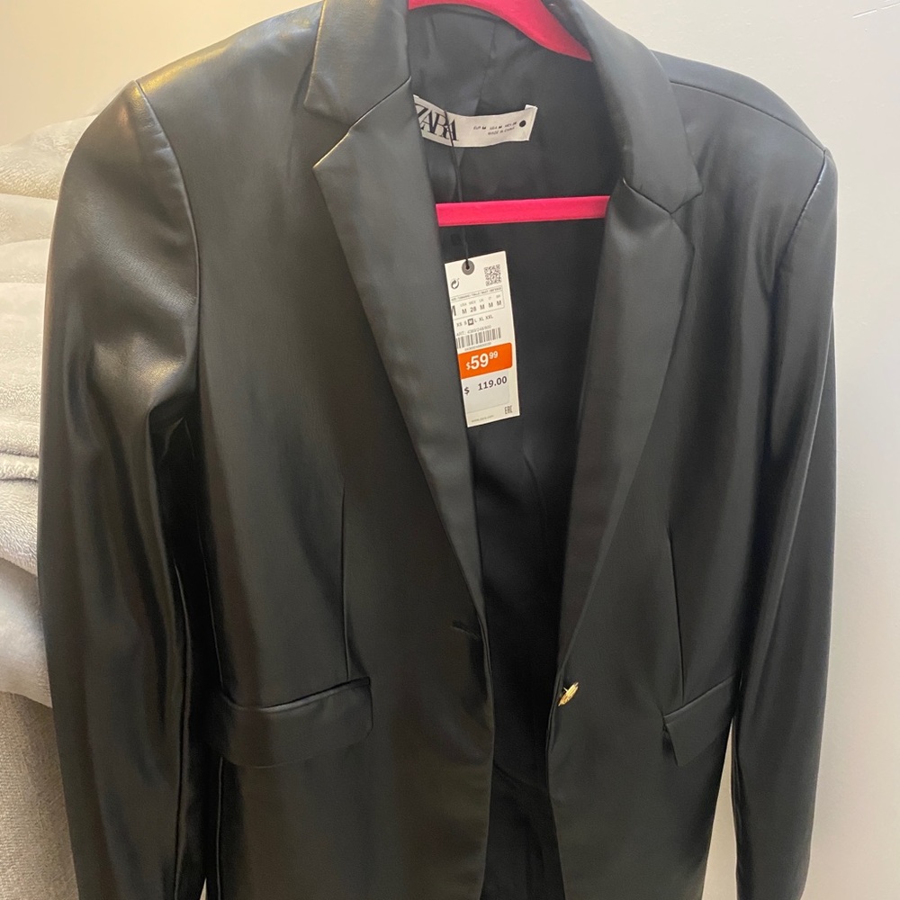 Zara leather brand new with tags M blazer with back vent and gold hardware